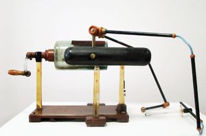 Edward Nairne, Elektrisiermaschine für medizinische Anwendungen, 1782, Zustand während der Restaurierung